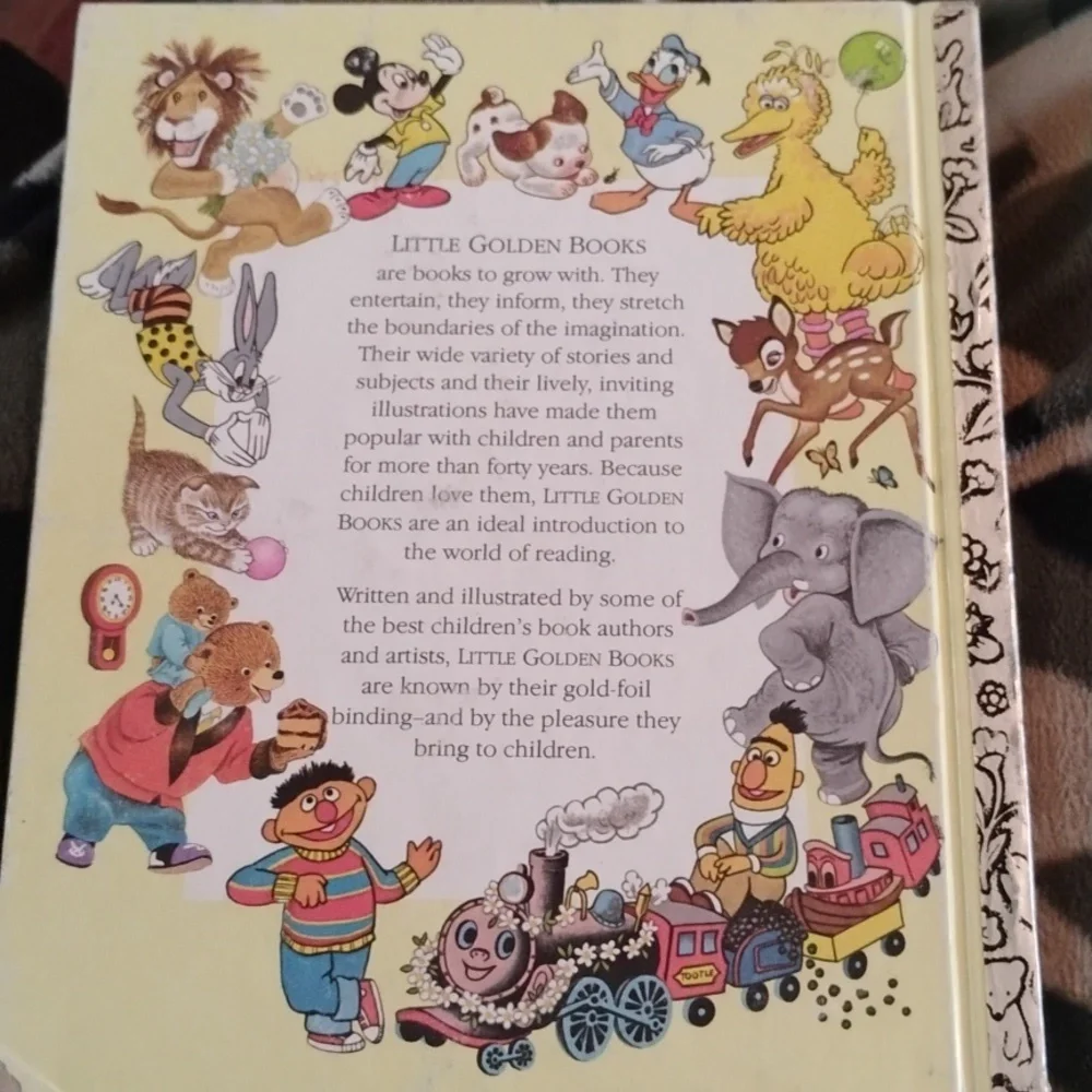 Adorable Vintage Little Golden Book Baby's Christmas Collectible